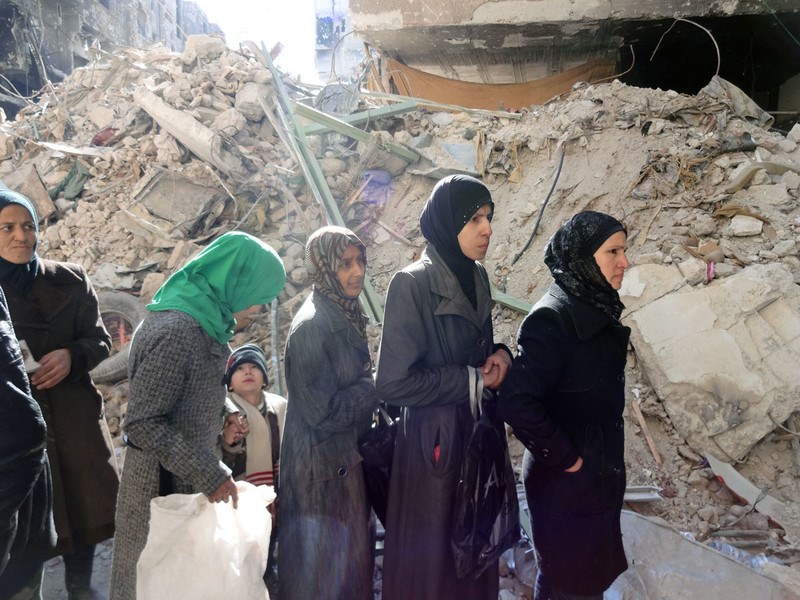 "ما خسرناه في سوريا، سبقَ وخسرناه في فلسطين": الكشف عن قصص عبر الأجيال عن نساء فلسطينيات وُلِدْنَ في سوريا